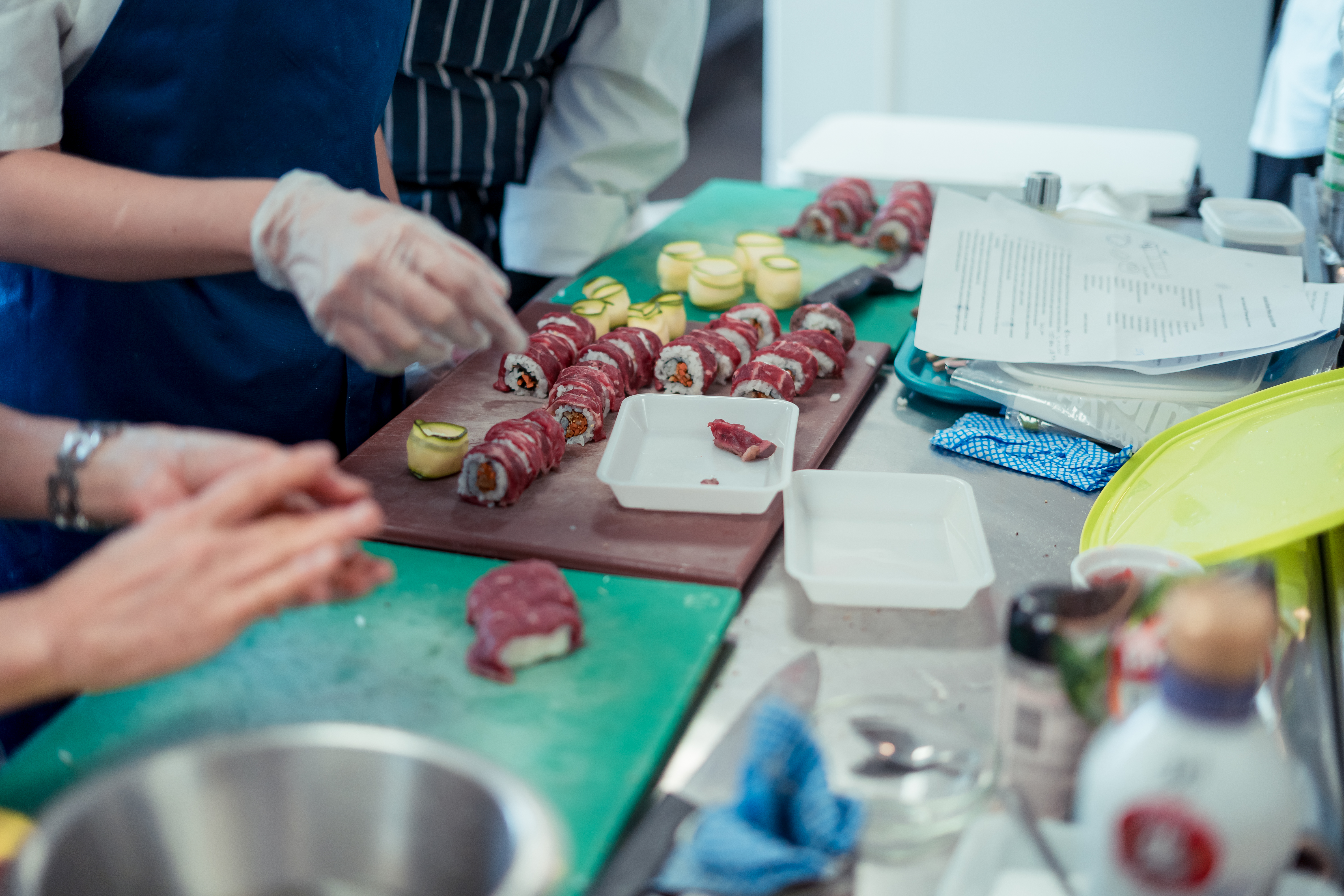 beef-sushi-preparation-orig.jpg